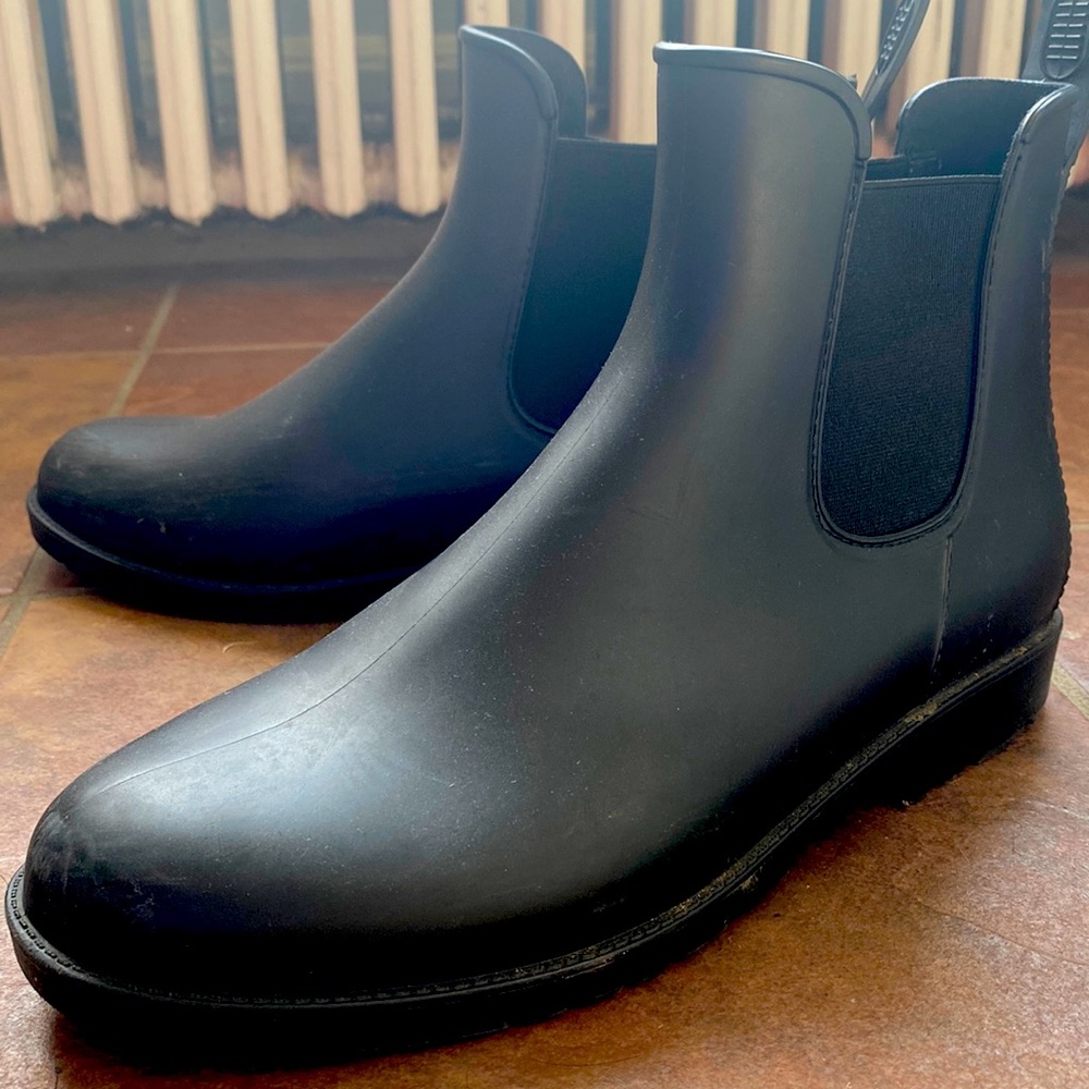 Black rain boots